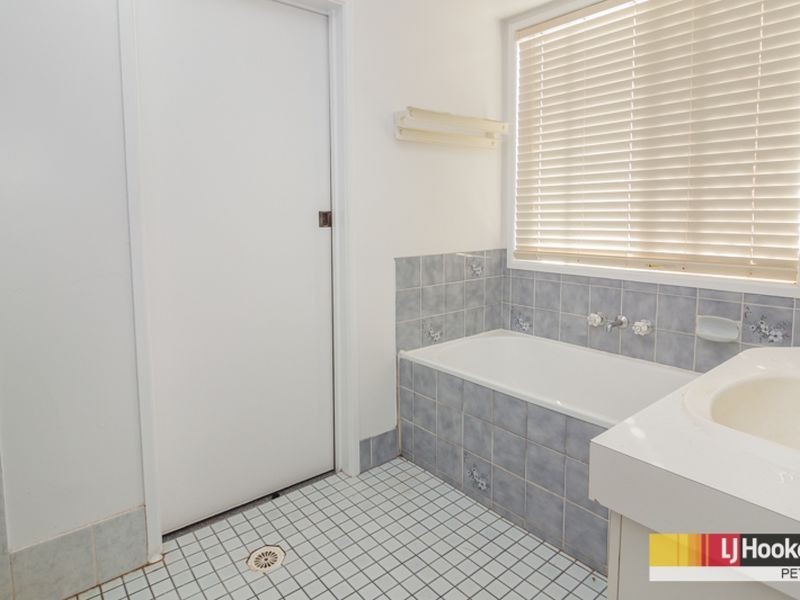 43 Voltaire Crescent, Petrie QLD 4502