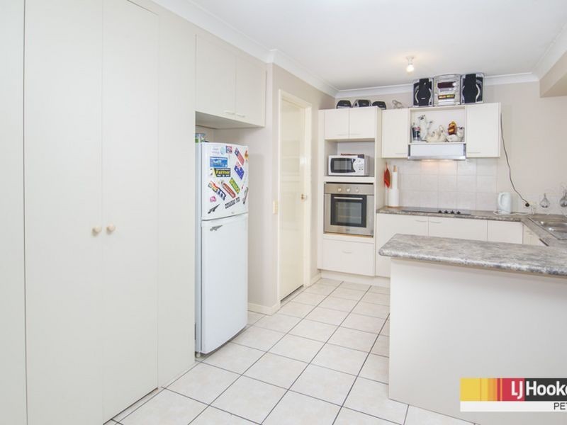 3 Kirri Avenue, Petrie QLD 4502