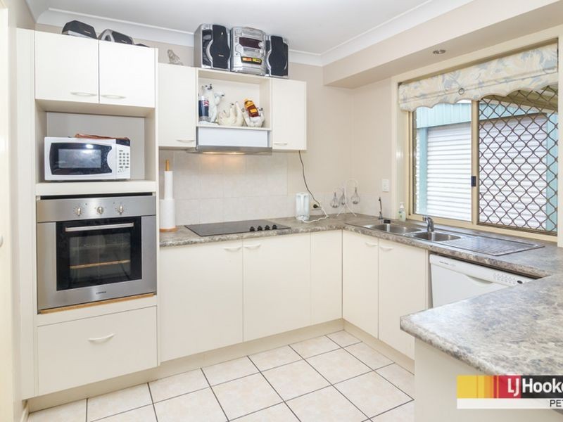 3 Kirri Avenue, Petrie QLD 4502