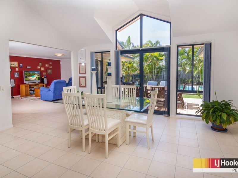 28 Ashford Circuit, Petrie QLD 4502