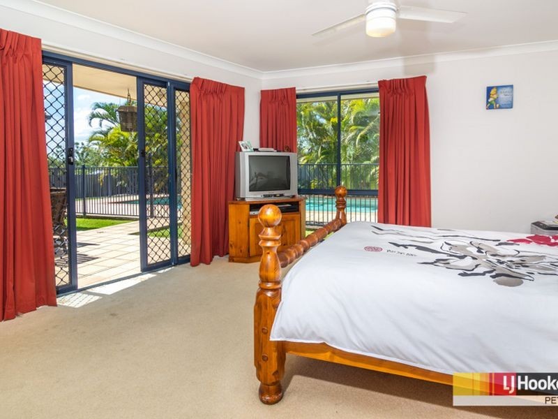 28 Ashford Circuit, Petrie QLD 4502