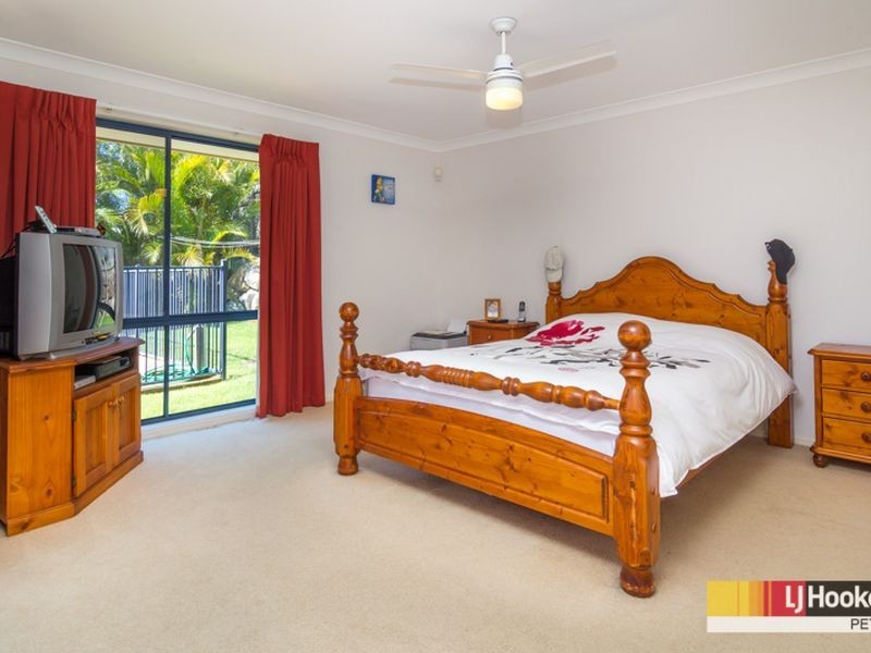 28 Ashford Circuit, Petrie QLD 4502