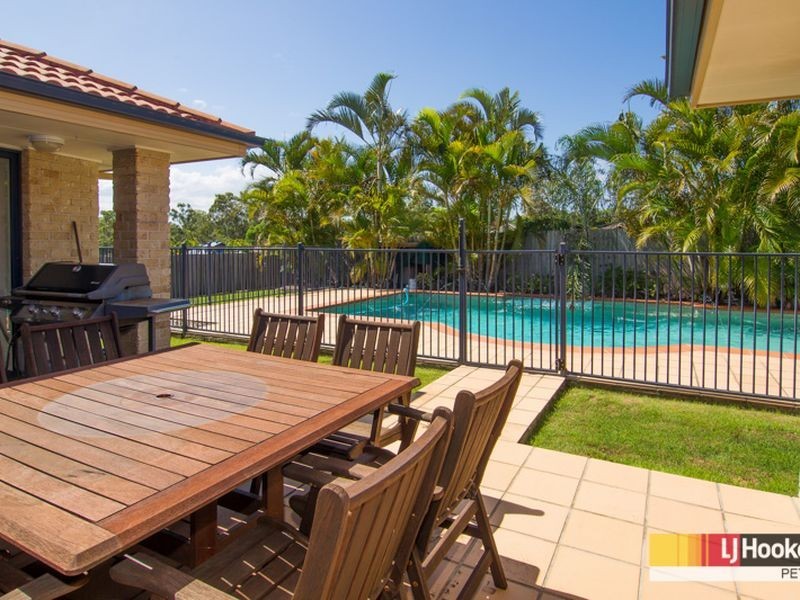 28 Ashford Circuit, Petrie QLD 4502