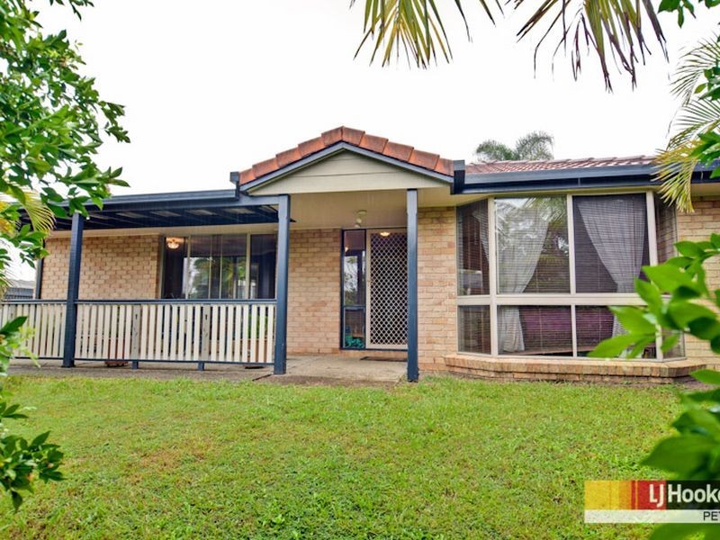 14 Julius Court, Petrie QLD 4502