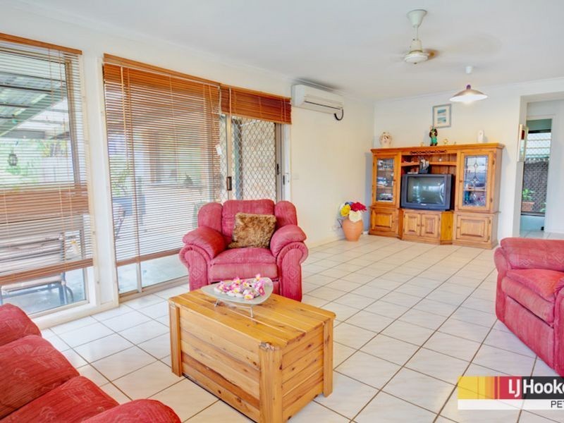 14 Julius Court, Petrie QLD 4502