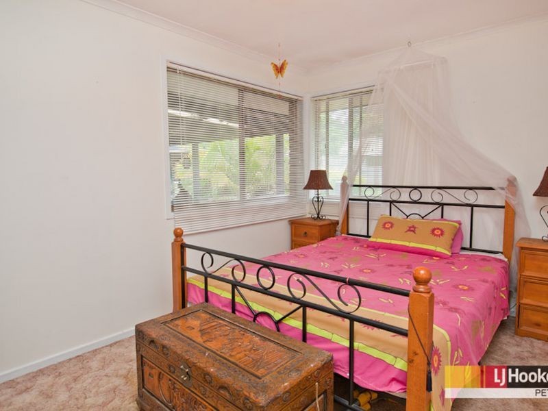 14 Julius Court, Petrie QLD 4502