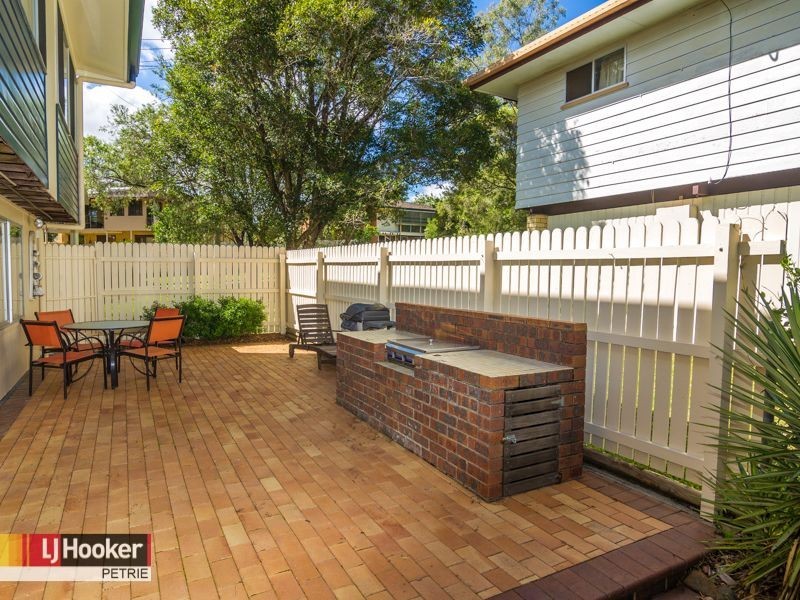 25 Pinelands Street, Lawnton QLD 4501