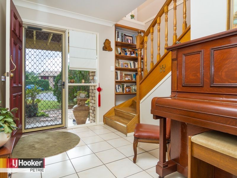 7 Fontenay Court, Petrie QLD 4502