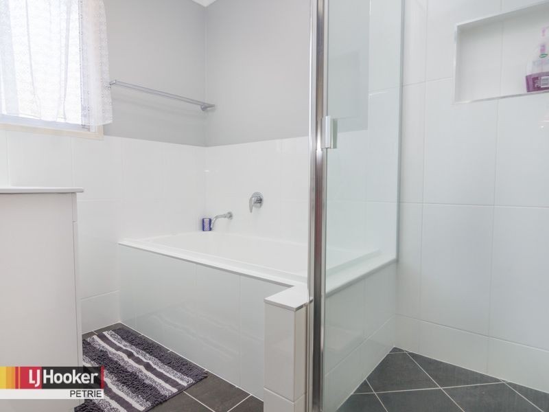 13 Woodlands Avenue, Petrie QLD 4502