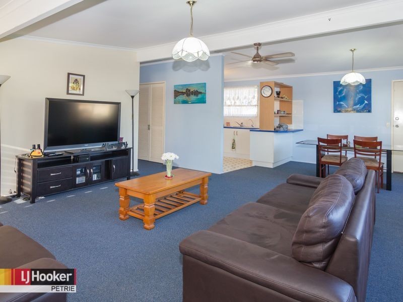 13 Woodlands Avenue, Petrie QLD 4502