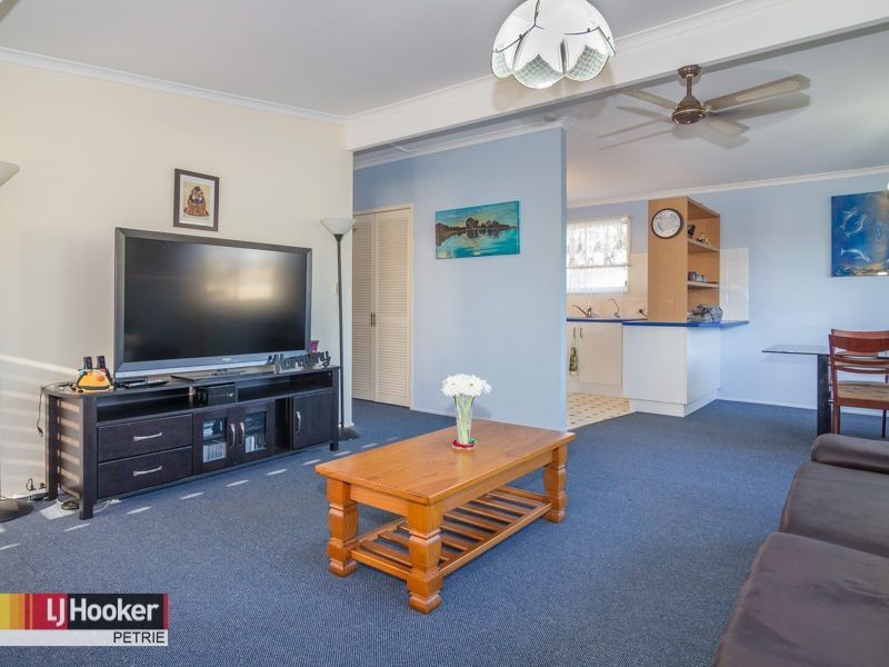 13 Woodlands Avenue, Petrie QLD 4502