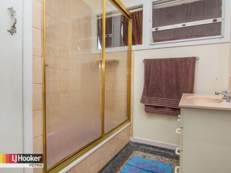 14 Petrie Street, Petrie QLD 4502