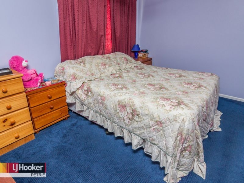 14 Petrie Street, Petrie QLD 4502