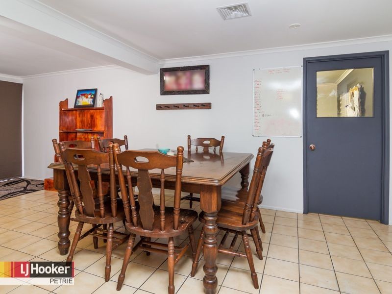 15 Carwell Avenue, Petrie QLD 4502