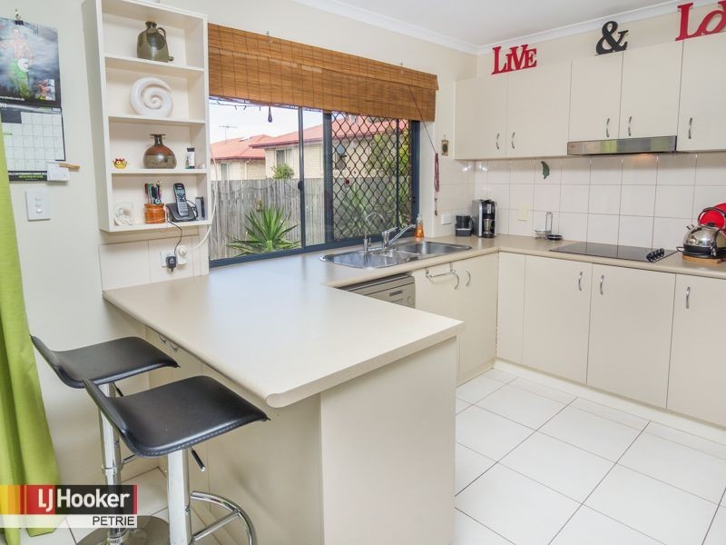 4/5 Slater Avenue, Lawnton QLD 4501