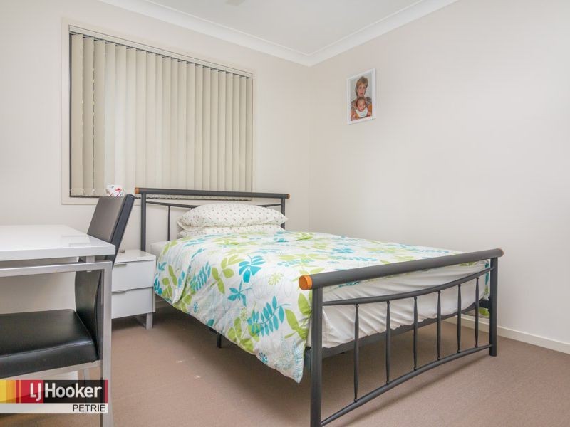 1/24 Armstrong Street, Petrie QLD 4502