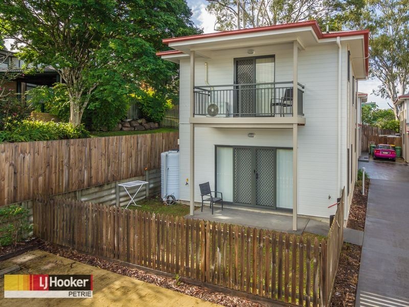 1/24 Armstrong Street, Petrie QLD 4502