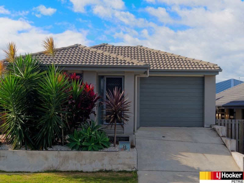 30 Diane Parade, Kallangur QLD 4503