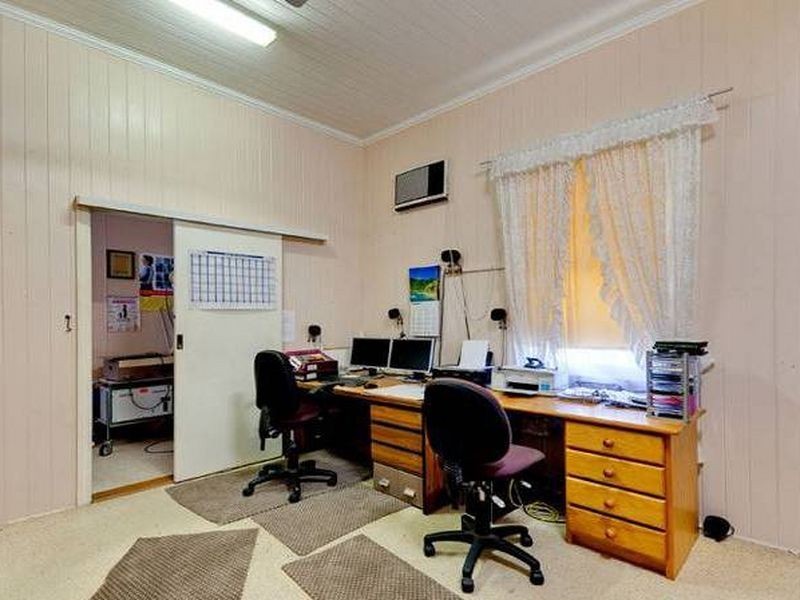 20 Young Street, Petrie QLD 4502