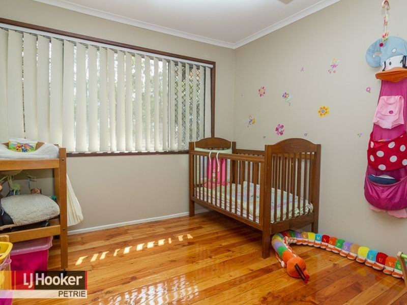 12 Kurwongbah Drive, Petrie QLD 4502
