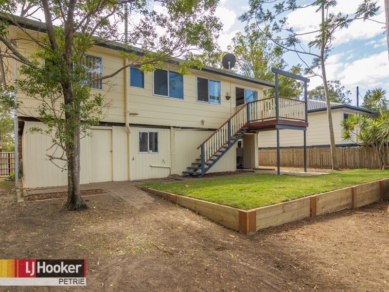 12 Kurwongbah Drive, Petrie QLD 4502