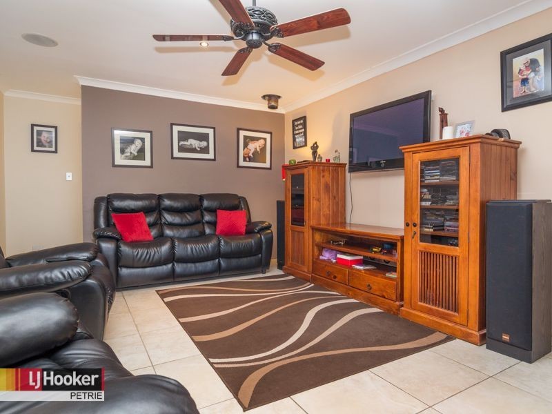 87 Scout Road, Kurwongbah QLD 4503