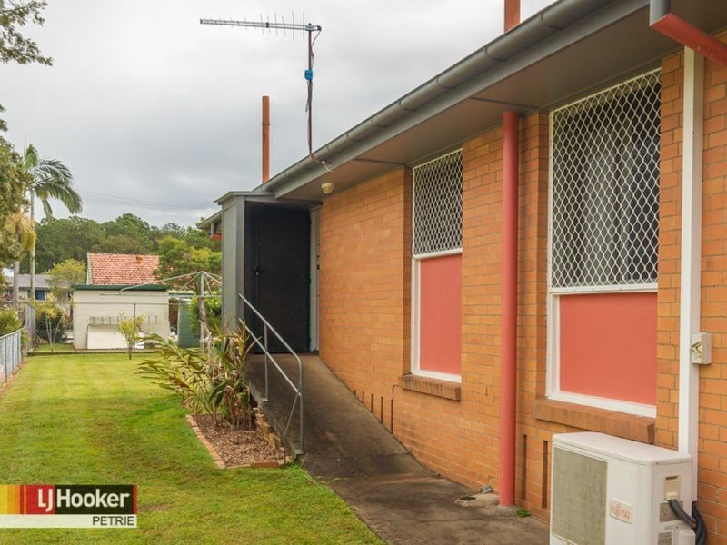 6 Brown Street, Lawnton QLD 4501