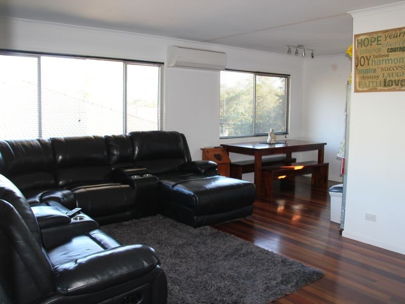 11 Arunga Street, Petrie QLD 4502