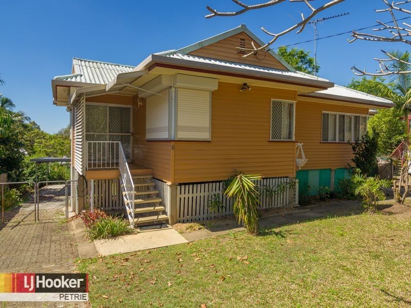 6 Boona Street, Petrie QLD 4502