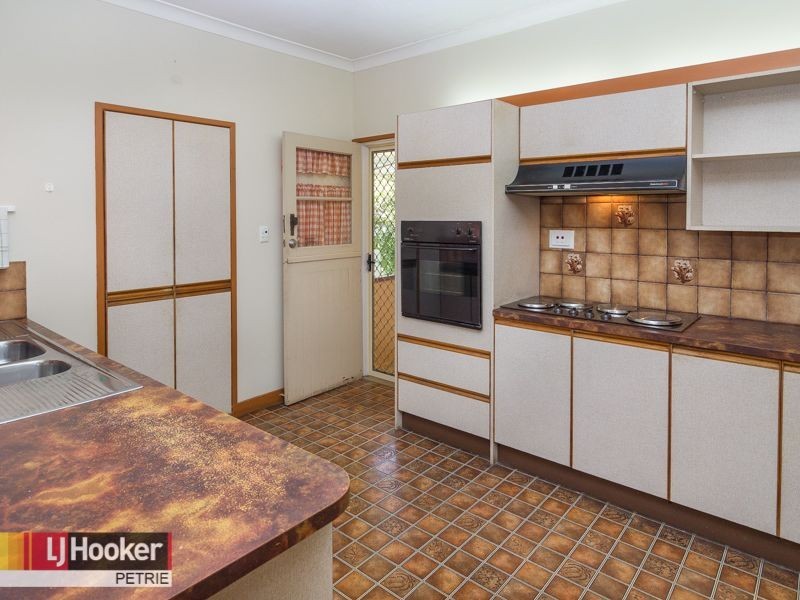 6 Boona Street, Petrie QLD 4502
