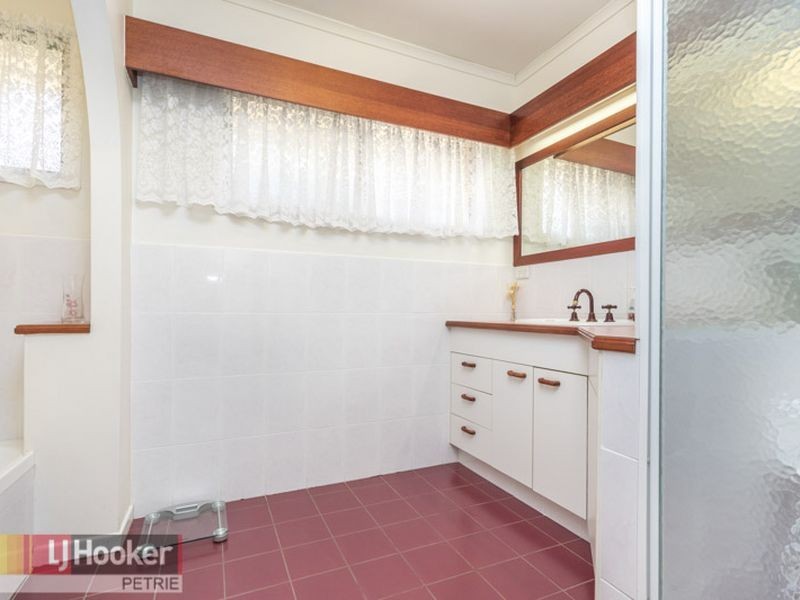 1318 Anzac Avenue, Kallangur QLD 4503