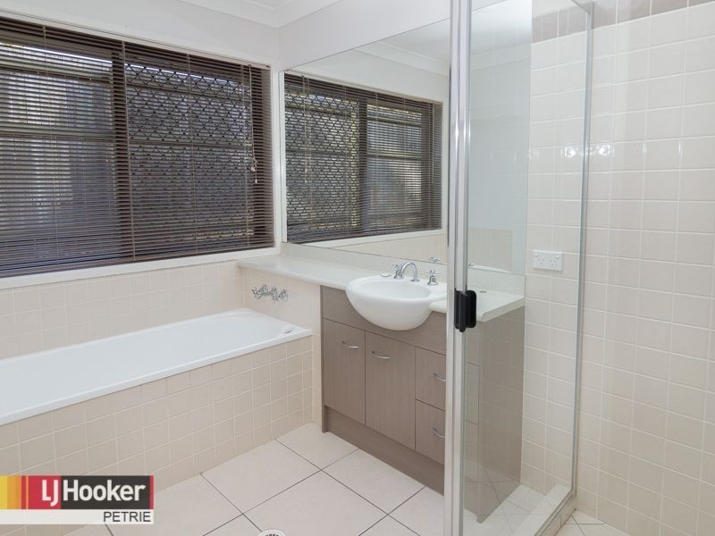 5/3 Tamari Place, Petrie QLD 4502