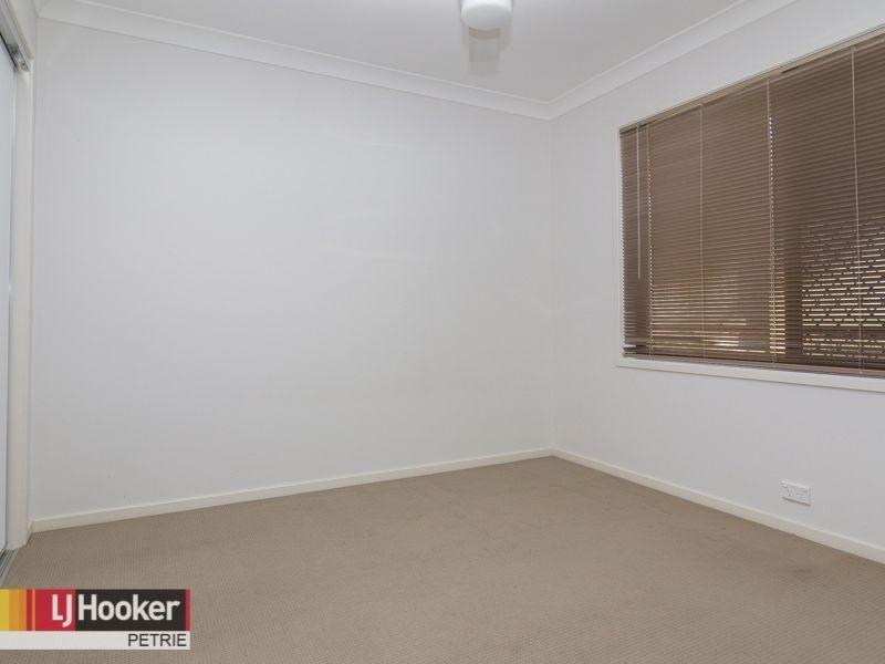 5/3 Tamari Place, Petrie QLD 4502