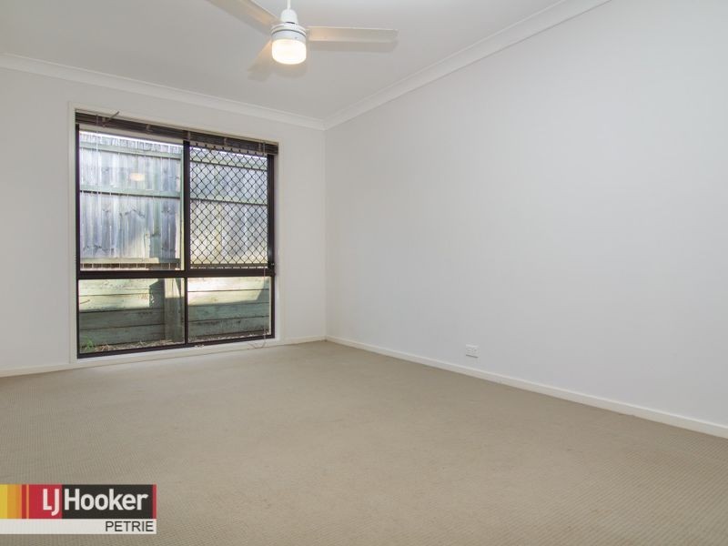 5/3 Tamari Place, Petrie QLD 4502