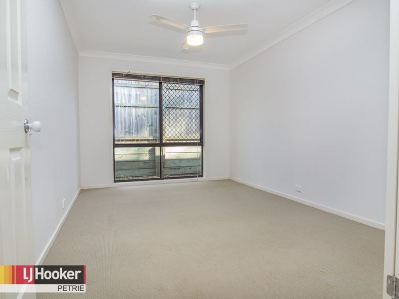 5/3 Tamari Place, Petrie QLD 4502