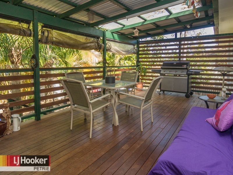 21 Carwell Avenue, Petrie QLD 4502