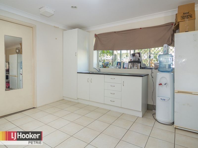 21 Carwell Avenue, Petrie QLD 4502