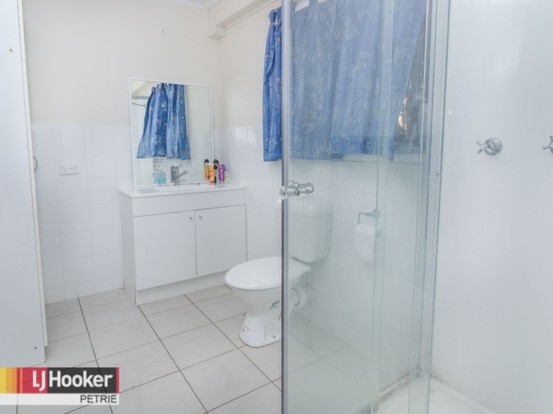 21 Carwell Avenue, Petrie QLD 4502