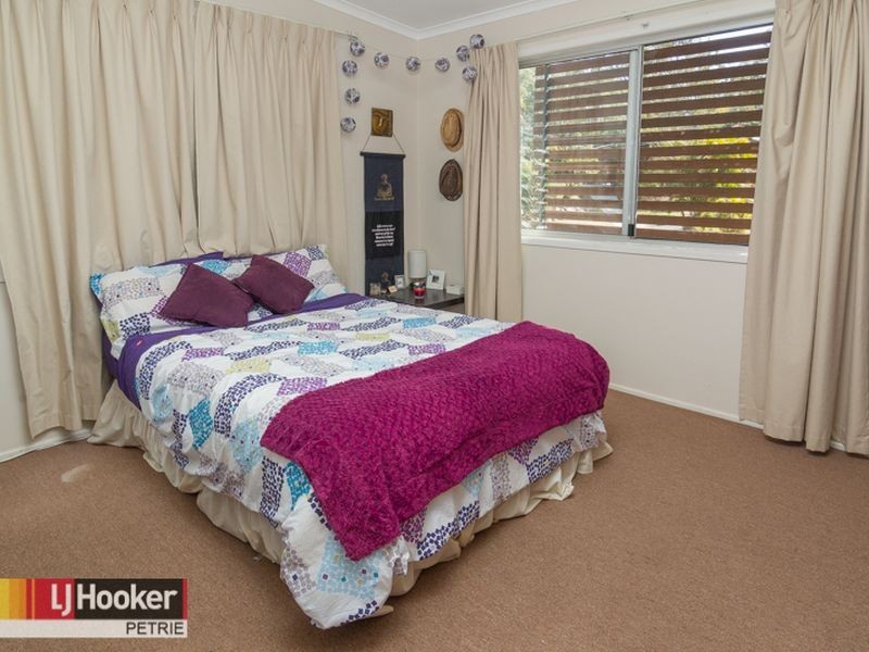 21 Carwell Avenue, Petrie QLD 4502