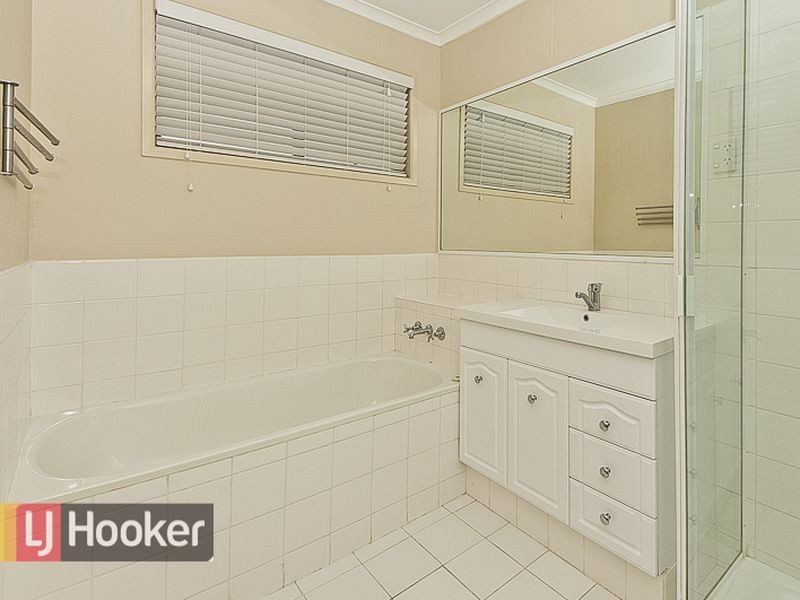 2 Bayeau Court, Petrie QLD 4502