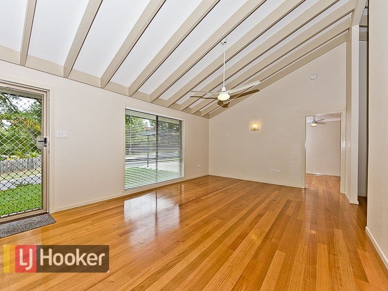 2 Bayeau Court, Petrie QLD 4502