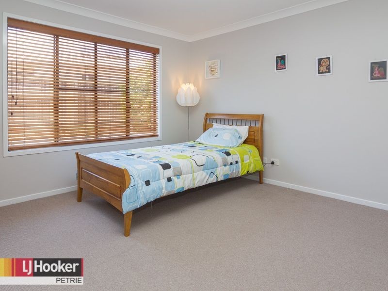 17 Webster Court, Petrie QLD 4502