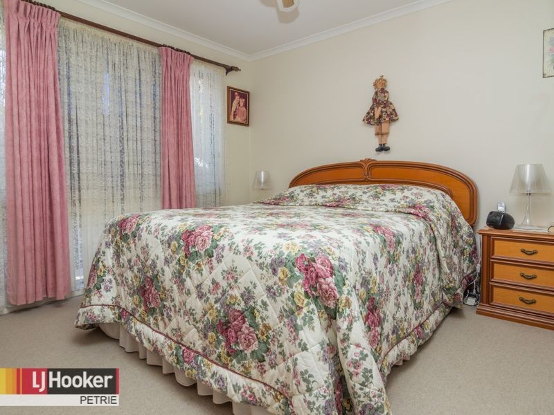 64 Rue Montaigne, Petrie QLD 4502