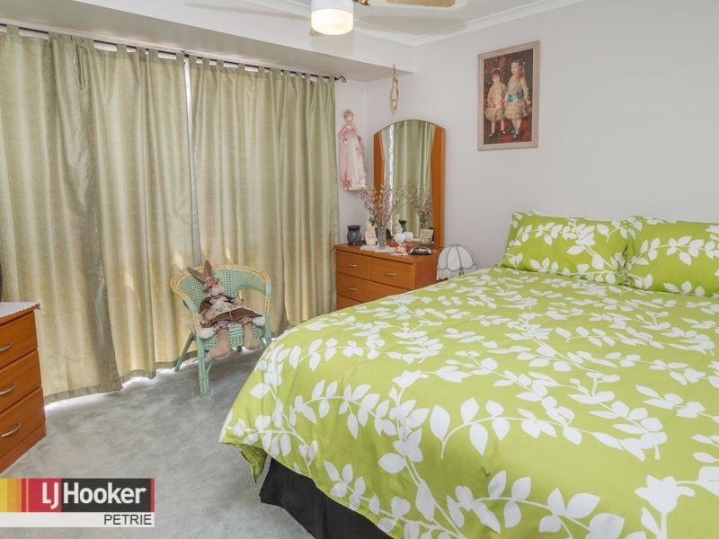 64 Rue Montaigne, Petrie QLD 4502