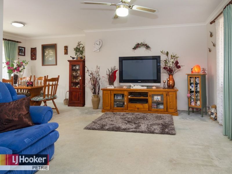 64 Rue Montaigne, Petrie QLD 4502