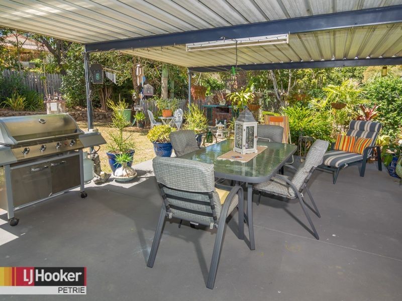64 Rue Montaigne, Petrie QLD 4502