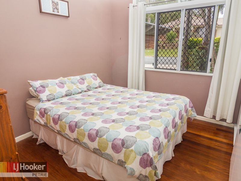 18 Woonara Drive, Petrie QLD 4502