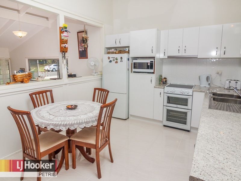 18 Joora Avenue, Petrie QLD 4502