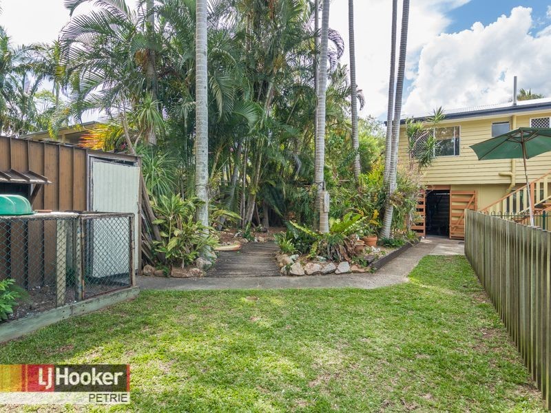 18 Joora Avenue, Petrie QLD 4502