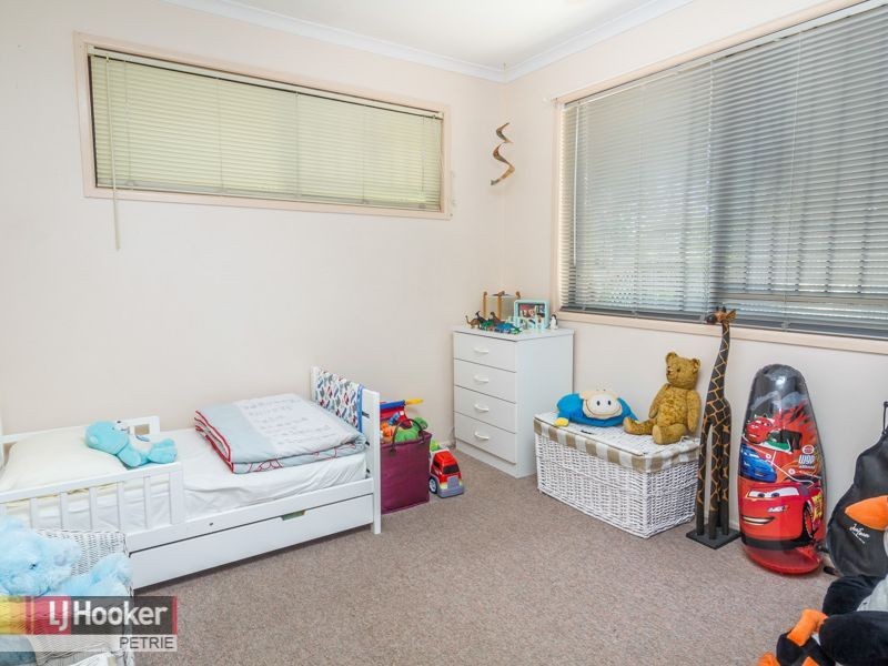 14 Bordeau Crescent, Petrie QLD 4502